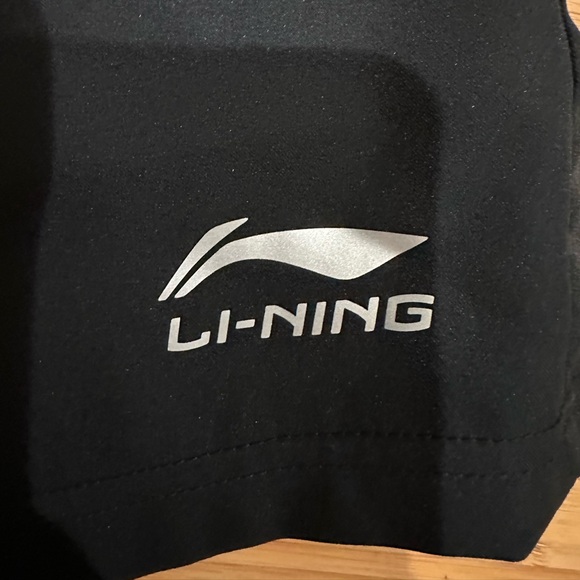 Li-Ning Youth Sports Shorts Size Large 150/63 - Picture 3 of 6